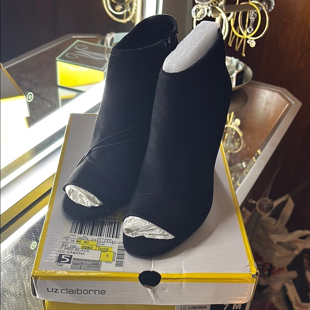 Liz Claiborne Black Women's Ankle Boots